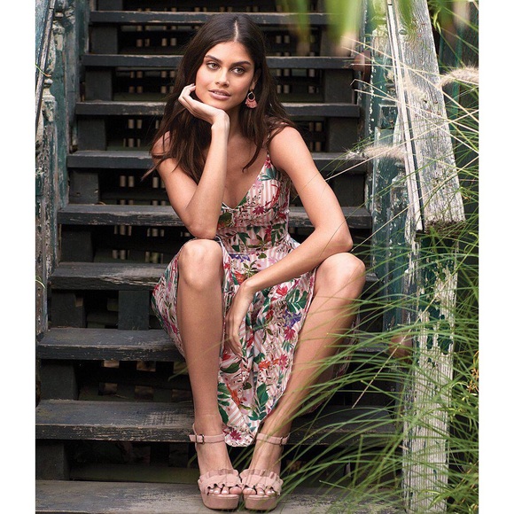 Gianni Bini Jacquelin Floral Print Poplin Dress - Picture 4 of 6